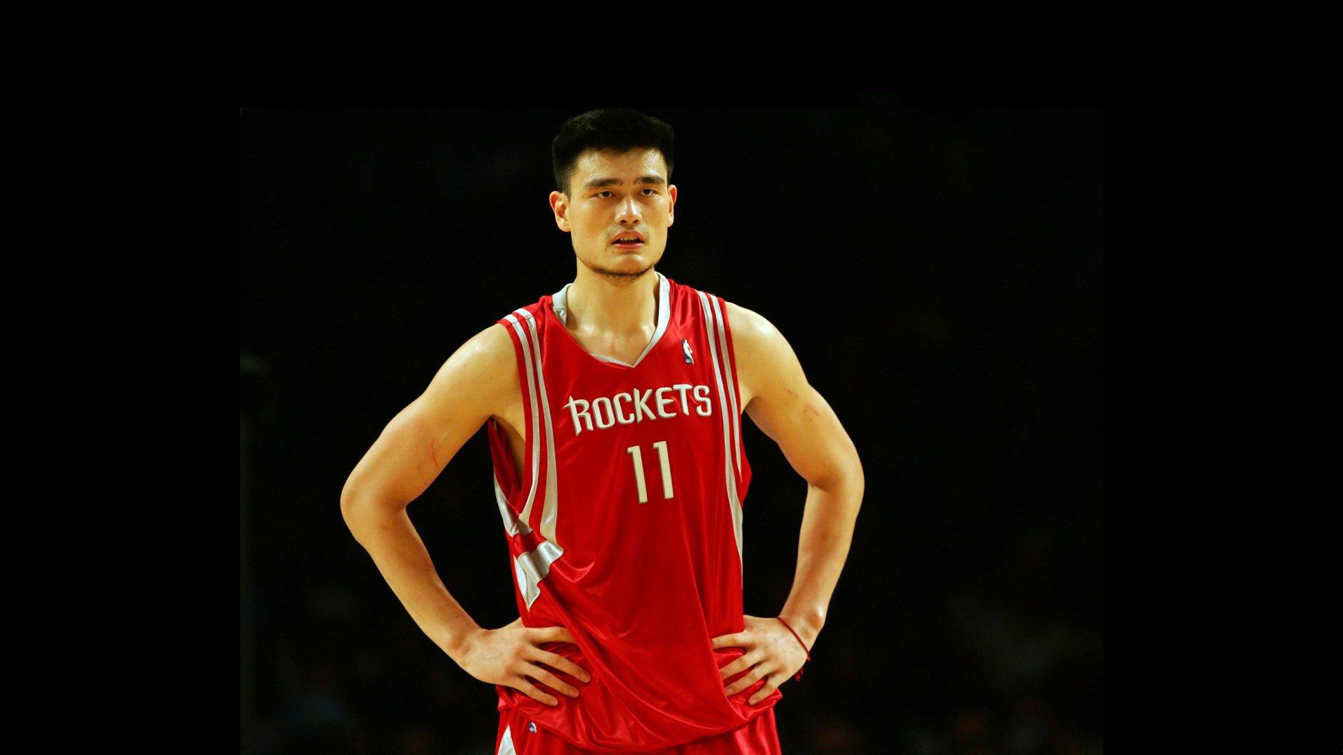 传奇谢幕！足球巨星李明举行感人退役仪式